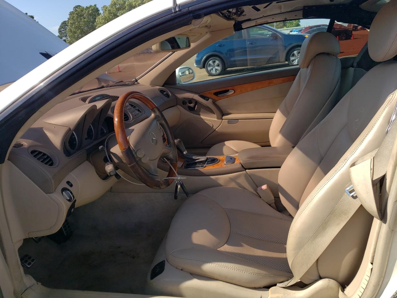 2003 Mercedes-Benz SL-Class VIN WDBSK75F33F060315 COPART salvage auction — Front End, TX - CERTIFICATE OF TITLE, sold $1,150 on 2025-09-11 (photo 7)