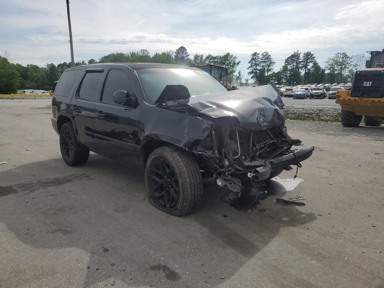 2013 GMC YUKON VIN 1GKS1EEF8DR302996 COPART salvage auction — FRONT END, NC - SALVAGE CERTIFICATE OF TITLE, sold $925 on 2025-06-24 (photo 4)