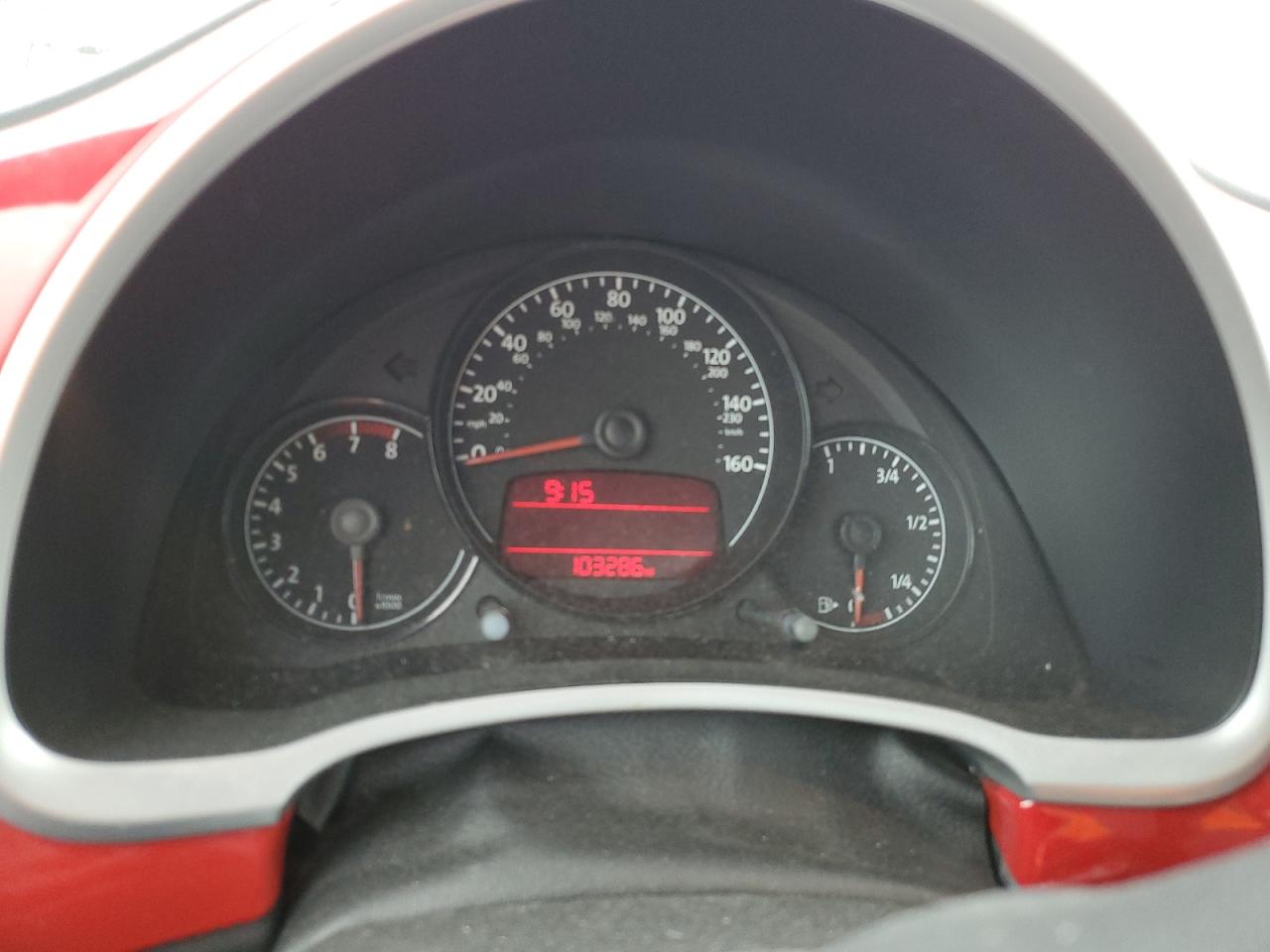 2012 VOLKSWAGEN BEETLE VIN 3VWJP7AT9CM649330 COPART salvage auction — FRONT END, MO - SALVAGE CERTIFICATE OF TITLE, sold $1,250 on 2025-04-22 (photo 9)