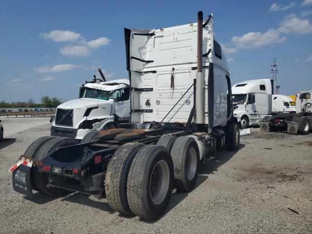 2014 Volvo VIN 4V4NC9EH2EN167569 COPART salvage auction — STRIPPED, IL - CERTIFICATE OF TITLE (P), sold $1,350 on 2026-08-03 (photo 8)