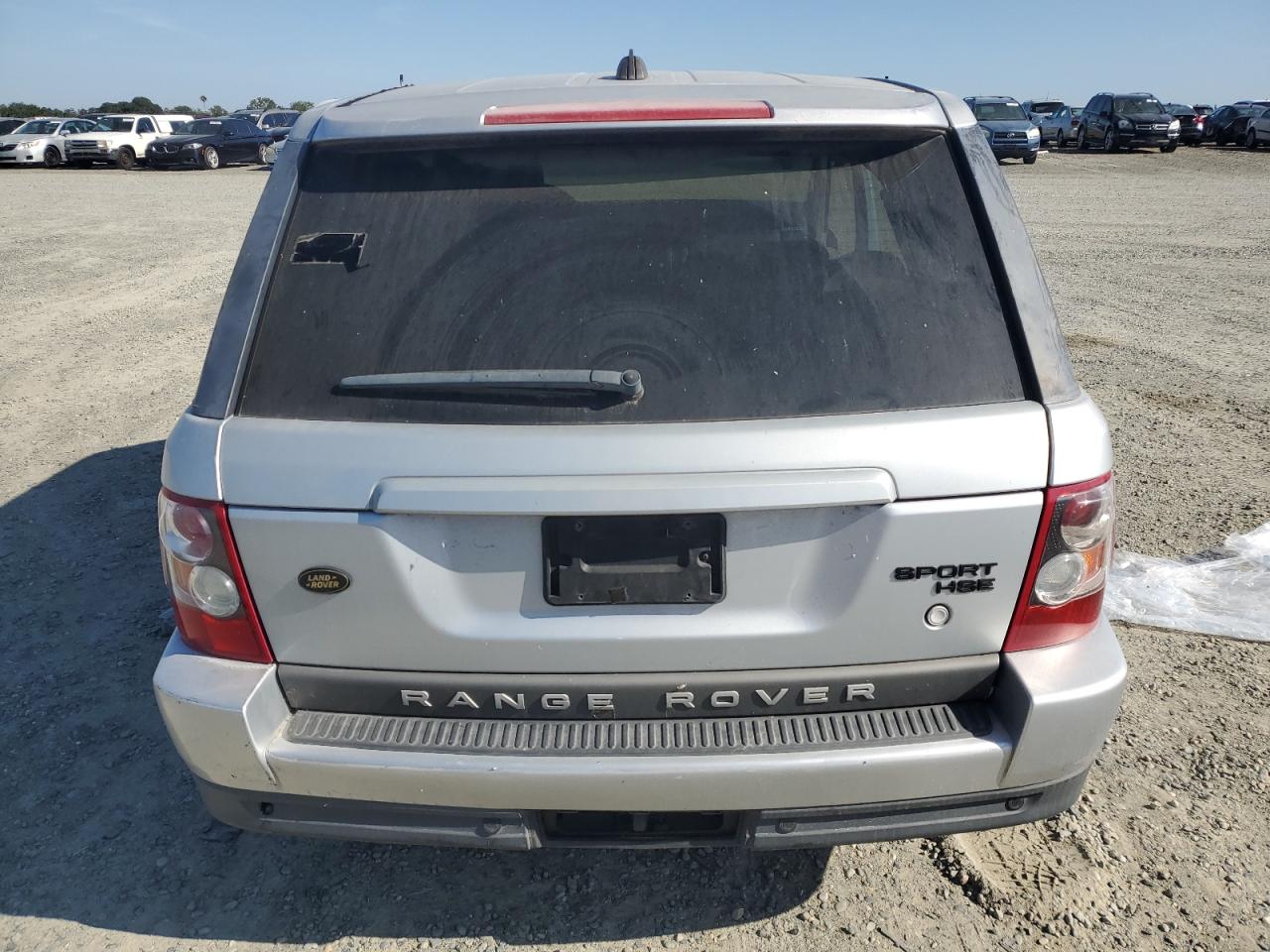 2007 Land Rover Range Rover Sport VIN SALSF25497A987242 COPART salvage auction — Side, CA - DIS/DLR/EXP APP FOR DUP CLEAN, sold $100 on 2026-04-23 (photo 6)