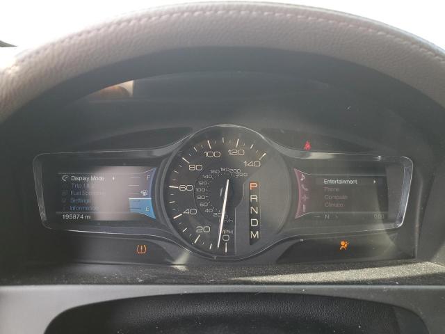 2011 Lincoln Mkx VIN 2LMDJ8JK0BBJ27541 COPART salvage auction — BURN, Il - Salvage Certificate, sold $225 on 2026-07-10 (photo 9)