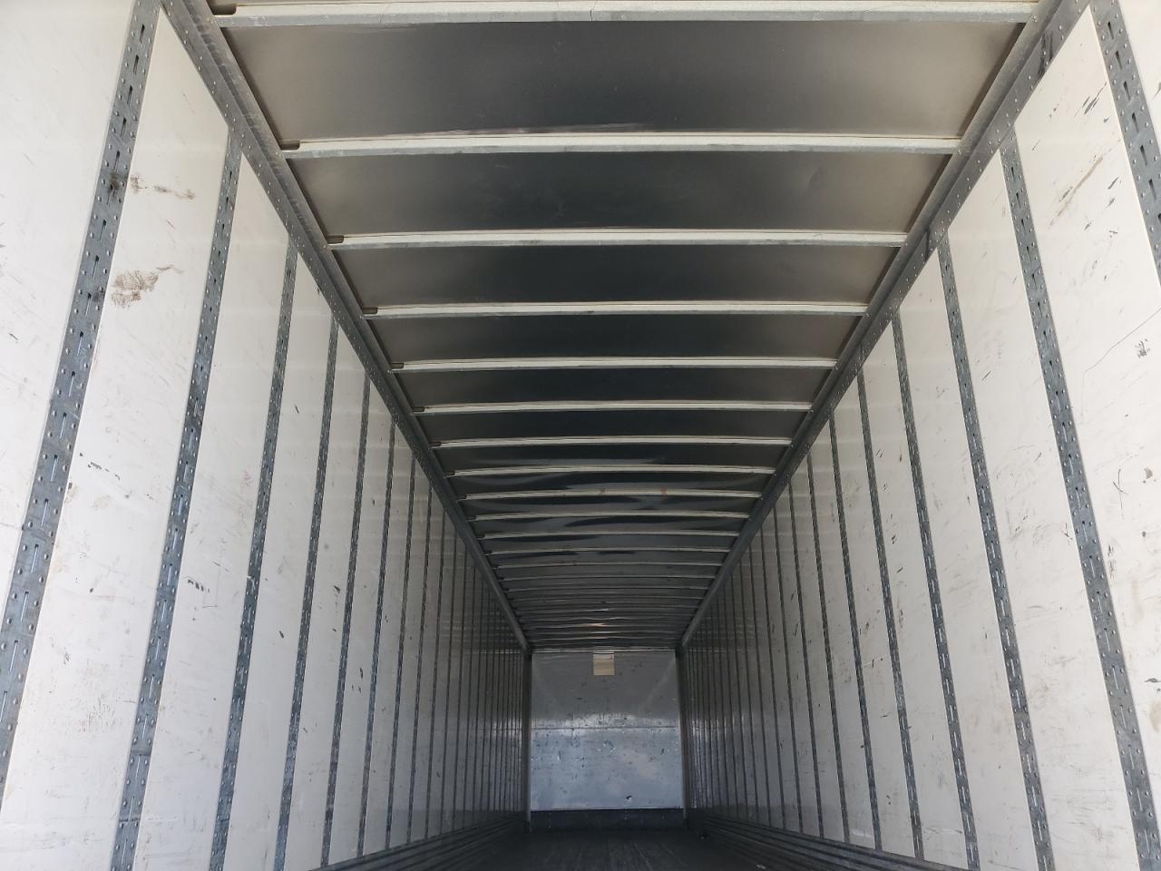 2020 F9w5 VIN 3H3V532C5LT201063 COPART salvage auction — Rollover, CA - SALVAGE CERTIFICATE, sold $5,000 on 2026-06-11 (photo 5)