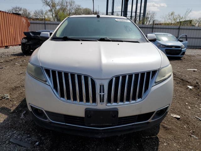2011 Lincoln Mkx VIN 2LMDJ8JK0BBJ27541 COPART salvage auction — BURN, Il - Salvage Certificate, sold $225 on 2026-07-10 (photo 5)