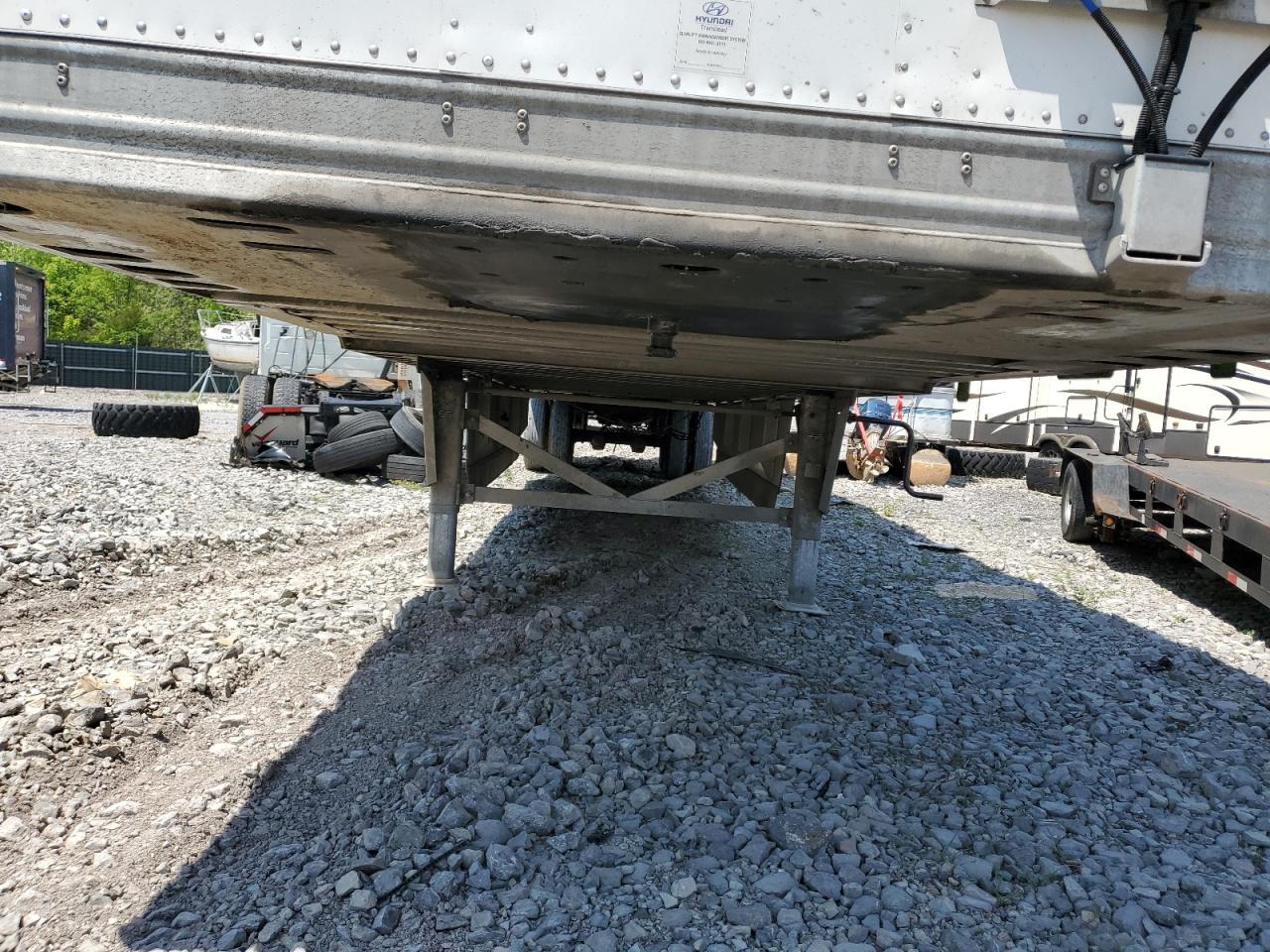 2024 Hyundai Vc2530152-js Dry Van Trailer VIN 3H3V532K1RS498404 COPART salvage auction — Side, TN - CERTIFICATE OF TITLE, sold $1,850 on 2026-07-07 (photo 7)