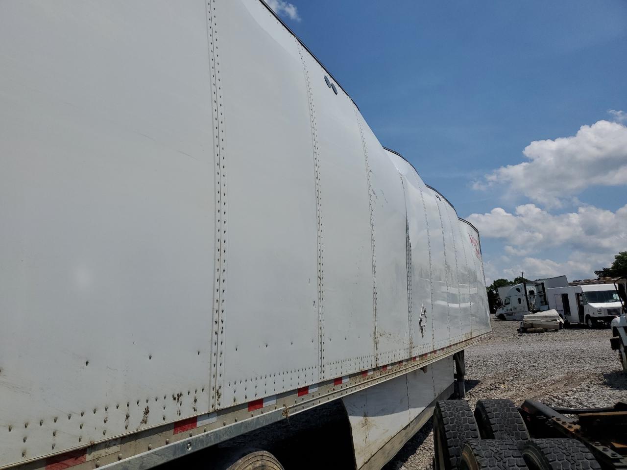 2024 Hyundai Vc2530152-js Dry Van Trailer VIN 3H3V532K1RS498404 COPART salvage auction — Side, TN - CERTIFICATE OF TITLE, sold $1,850 on 2026-07-07 (photo 9)