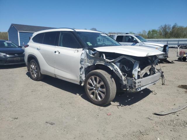 2020 Toyota Highlander VIN 5TDDZRBH7LS029656 COPART salvage auction — FRONT END, MA - CERT OF TITLE-SALVAGE, sold $10,900 on 2026-07-22 (photo 4)