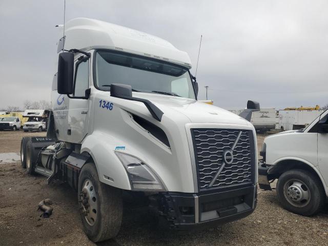 2021 Volvo VIN 4V4NC9EH6MN281346 COPART salvage auction — SIDE, Id - Salvage Certificate Of Title, sold $15,500 on 2026-07-09 (photo 1)