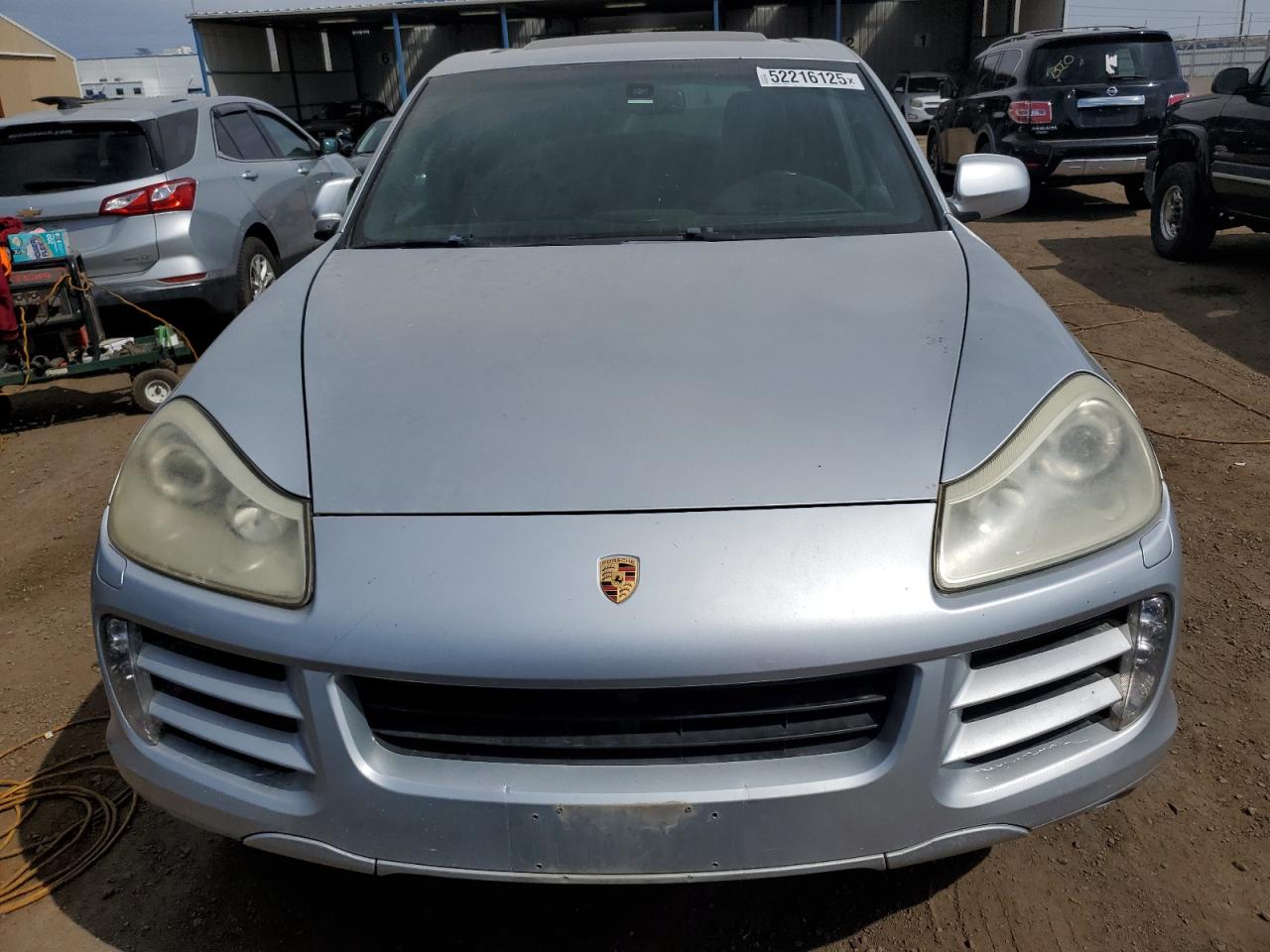 2008 Porsche Cayenne VIN WP1AB29P68LA41509 COPART salvage auction — MECHANICAL, CO - DEALER ONLY CLEAN TITLE, sold $1,100 on 2025-04-15 (photo 5)