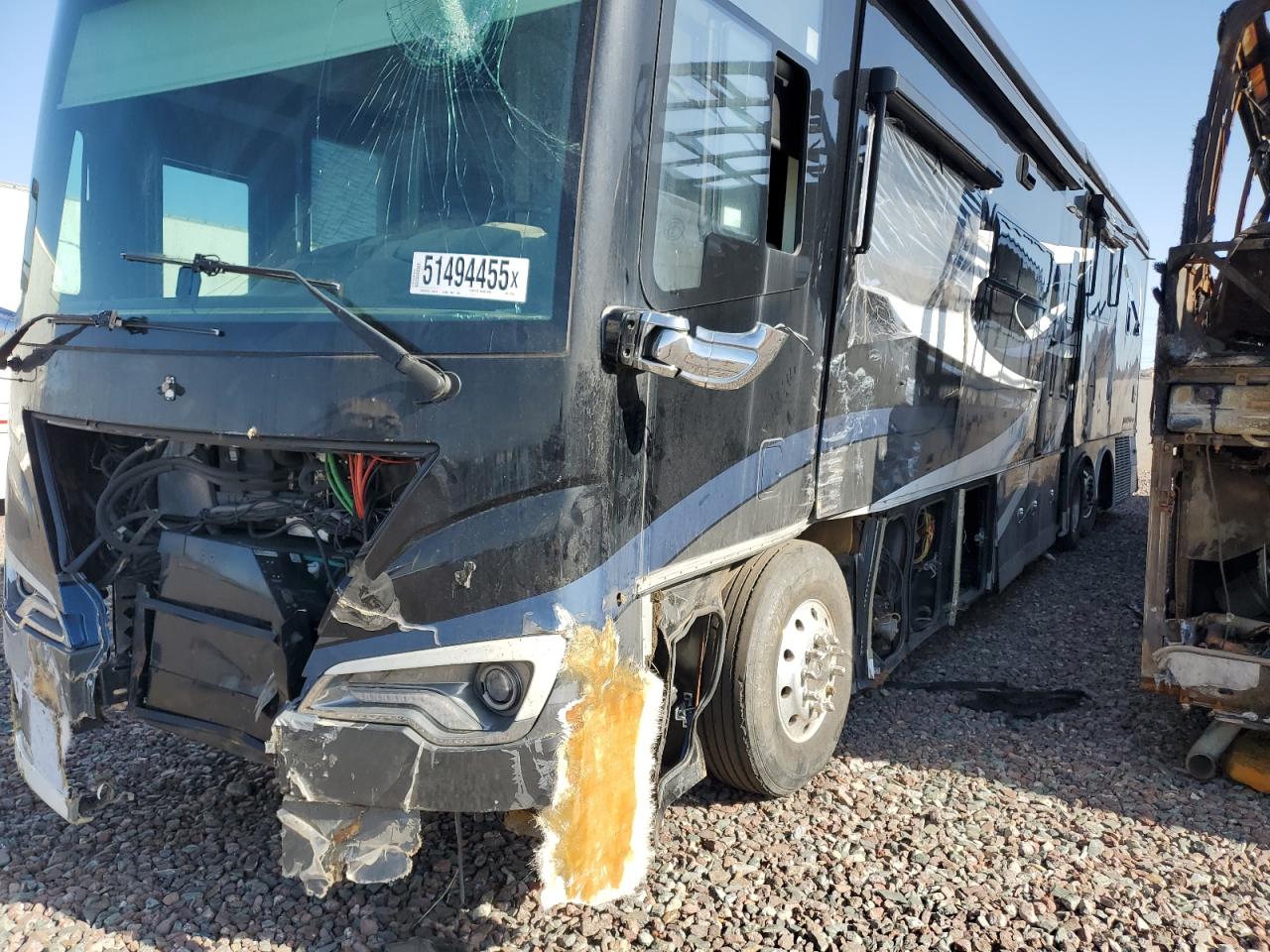 2021 Tiffin motorhomes inc Allegro bu VIN 5VBBAK7A1MA121059 COPART salvage auction — Side, AZ - CERT OF TITLE - SALVAGE (P), sold $40,000 on 2024-11-06 (photo 9)