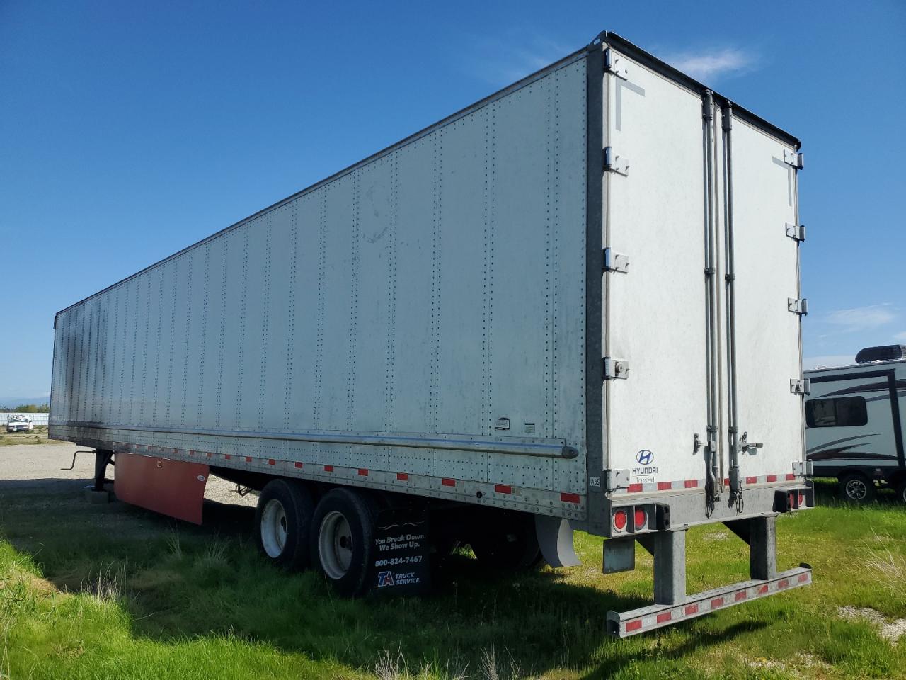 2020 F9w5 VIN 3H3V532C5LT201063 COPART salvage auction — Rollover, CA - SALVAGE CERTIFICATE, sold $5,000 on 2026-06-11 (photo 3)