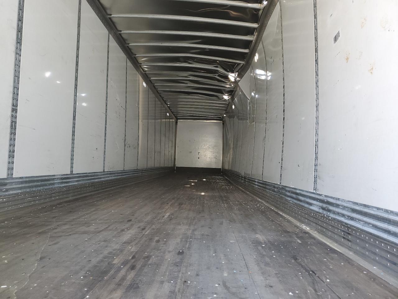 2024 Hyundai Vc2530152-js Dry Van Trailer VIN 3H3V532K1RS498404 COPART salvage auction — Side, TN - CERTIFICATE OF TITLE, sold $1,850 on 2026-07-07 (photo 6)