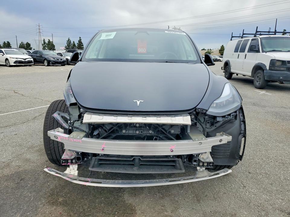 2025 Tesla Model y VIN 7SAYGDED1SF278317 COPART salvage auction — FRONT END, CA, sold $8,600 on 2026-07-28 (photo 5)