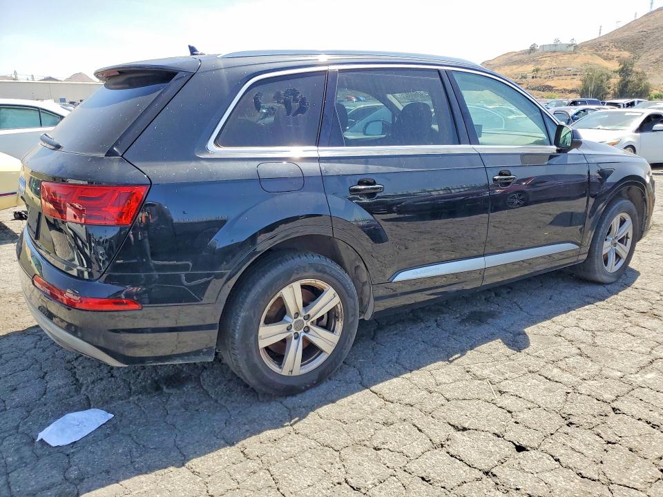 2019 Audi Q7 VIN WA1AHAF7XKD020639 COPART salvage auction — MINOR DENT/SCRATCHES, Ca - Dis/Dlr/Exp Only Clean Title (P), sold $8,000 on 2026-07-27 (photo 3)