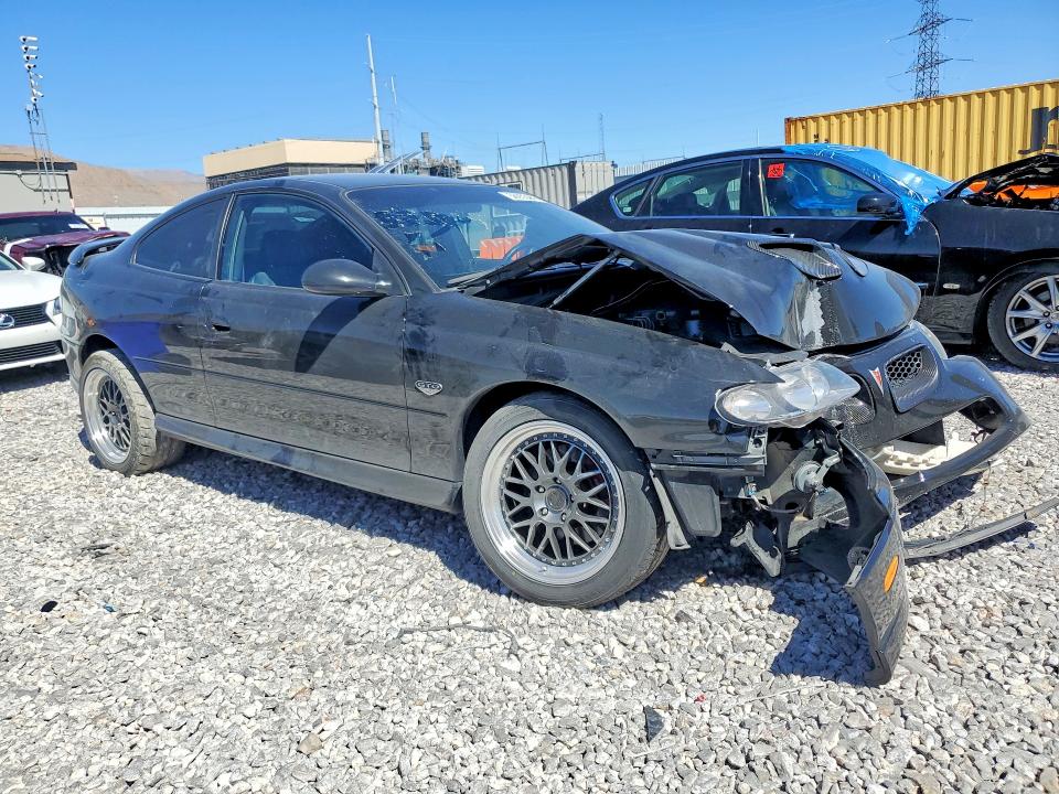 2006 Pontiac Gto VIN 6G2VX12UX6L810368 COPART salvage auction — FRONT END, Nv - Salvage Title, sold $3,550 on 2026-07-13 (photo 4)