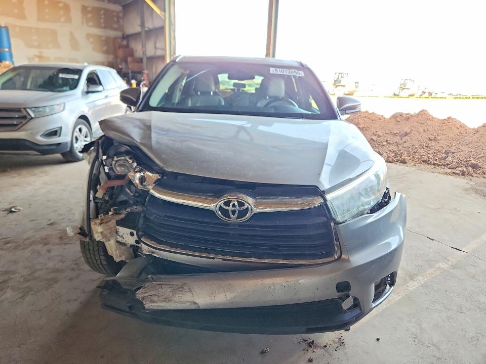 2015 Toyota Highlander VIN 5TDKKRFH3FS093526 COPART salvage auction — FRONT END, AZ - CERT OF TITLE - SALVAGE, sold $6,200 on 2026-07-27 (photo 5)