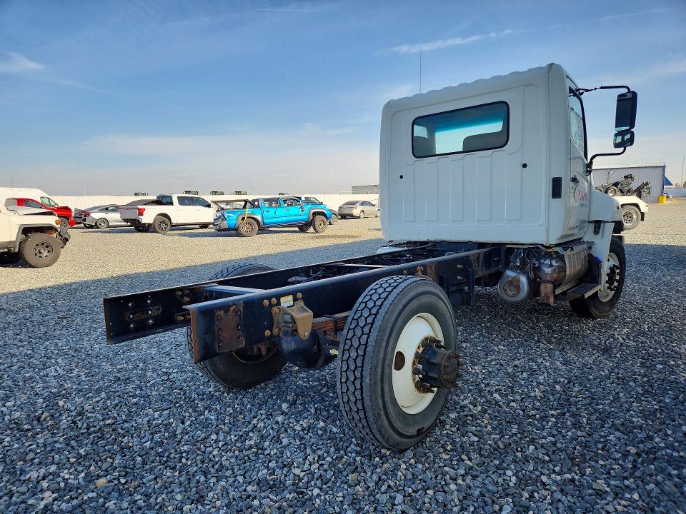 2014 Hino 258/268 VIN 5PVNJ8JTXE4S55409 COPART salvage auction — MECHANICAL, CO - DIS/DLR/EXP ONLY CLEAN TITLE, sold $375 on 2026-07-07 (photo 3)