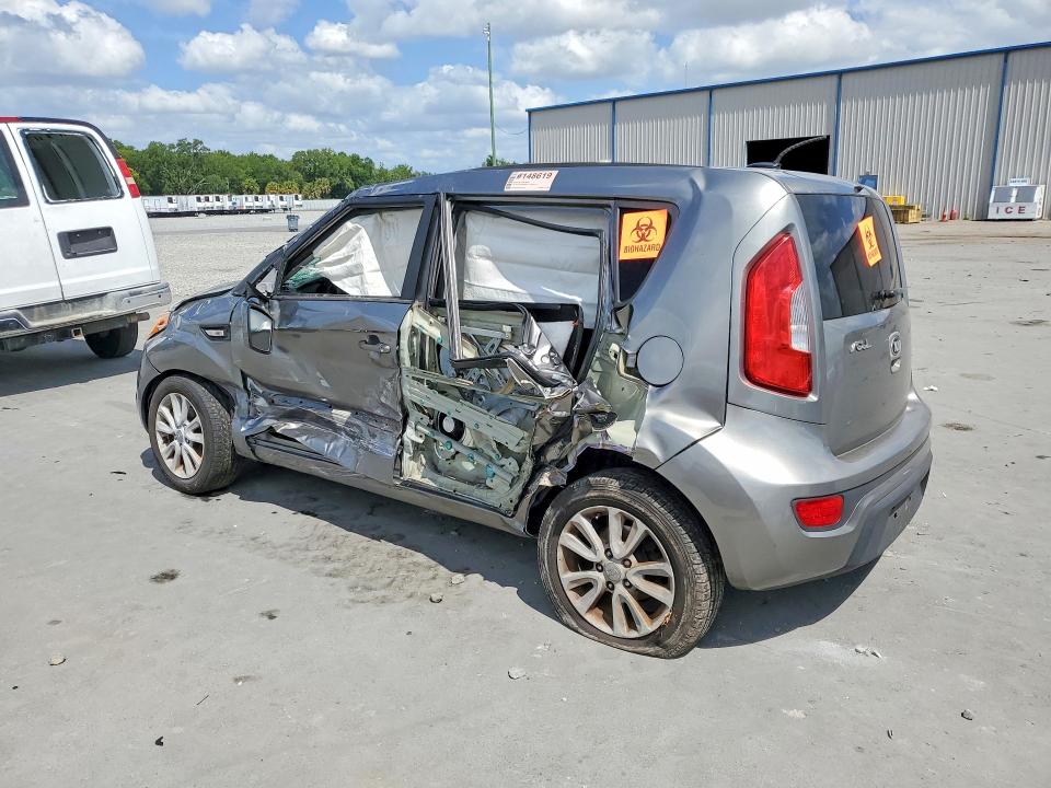 2013 Kia Soul VIN KNDJT2A59D7588088 COPART salvage auction — ROLLOVER, FL - CERT OF TITLE SLVG REBUILDABLE, sold $675 on 2026-07-27 (photo 2)