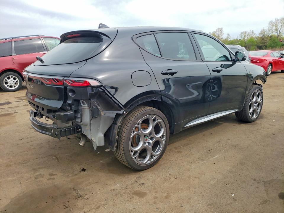 2024 Alfa romeo Tonale VIN ZASPATCW7R3054246 COPART salvage auction — FRONT END, CT, sold $4,950 on 2026-08-14 (photo 3)