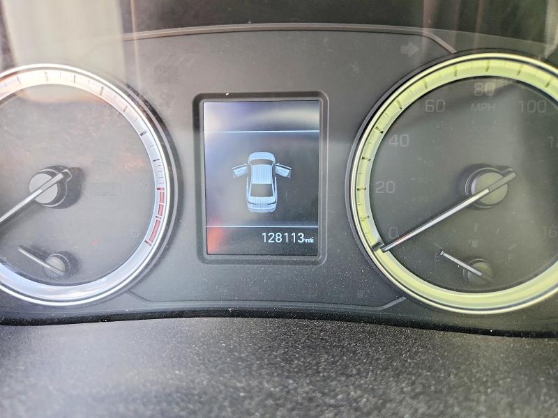 2019 Hyundai Sonata VIN 5NPE24AF3KH792872 COPART salvage auction — VANDALISM, NV - SALVAGE TITLE, sold $900 on 2026-07-09 (photo 9)