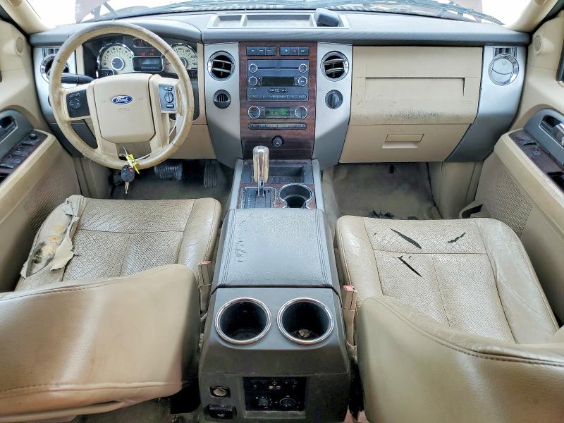 2011 Ford Expedition VIN 1FMJU1H5XBEF37524 COPART salvage auction — REAR END, Tx - Salvage Vehicle Title, sold $650 on 2026-07-02 (photo 8)