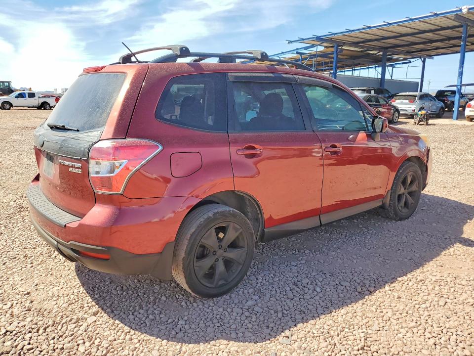 2014 Subaru Forester VIN JF2SJAEC0EH498824 COPART salvage auction — MINOR DENT/SCRATCHES, Az - Certificate Of Title, sold $625 on 2026-07-21 (photo 3)