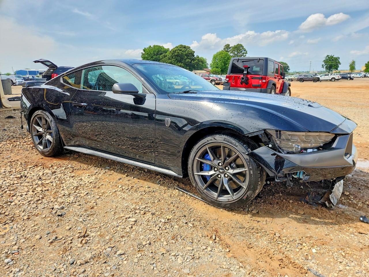 2025 Ford Mustang VIN 1FA6P8R02S5499726 COPART salvage auction — Side, AL - CERT OF TITLE-SALVAGE TITLE, sold $36,000 on 2026-07-01 (photo 4)