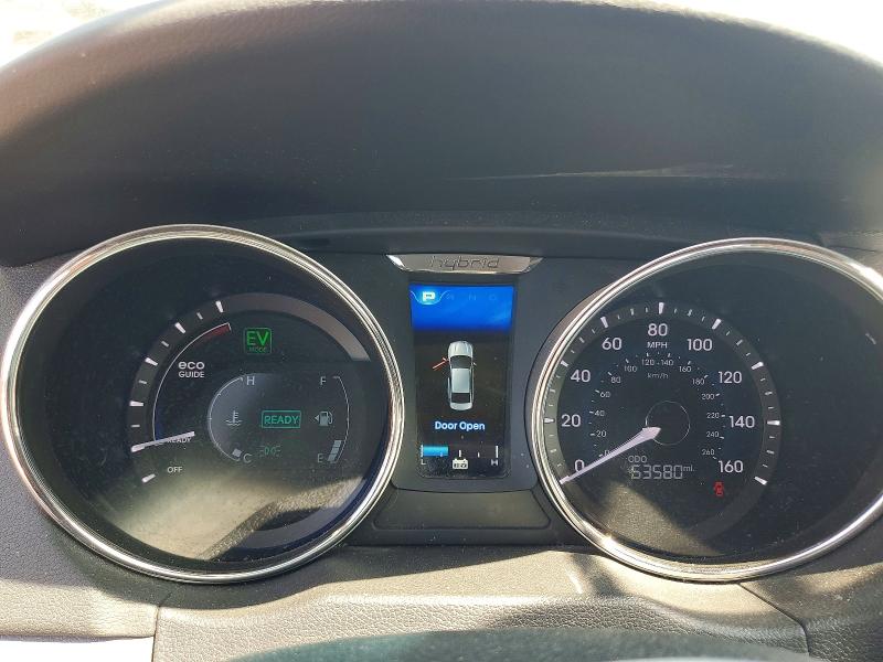 2013 Hyundai Sonata VIN KMHEC4A40DA097590 COPART salvage auction — NORMAL WEAR, IL - CERTIFICATE OF TITLE, sold $1,100 on 2026-07-02 (photo 9)