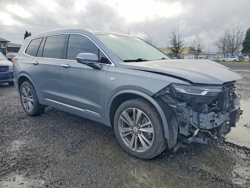 2022 Cadillac Xt6 VIN 1GYKPDRS4NZ107677 COPART salvage auction — FRONT END, Or - Lien Papers Salvage, sold $7,200 on 2026-08-11 (photo 4)