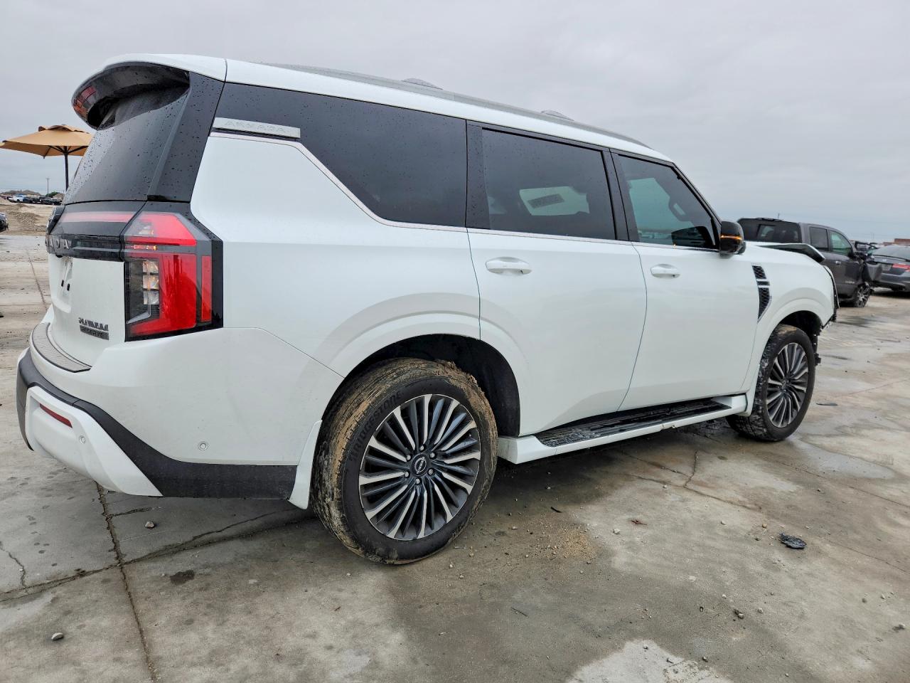 2025 Nissan Armada VIN JN8AY3CCXS9200844 COPART salvage auction — Front End, TX - SALVAGE VEHICLE TITLE, sold $40,750 on 2026-06-26 (photo 3)