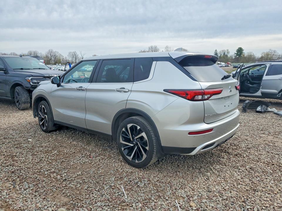 2022 Mitsubishi Outlander VIN JA4J3UA81NZ082924 COPART salvage auction — MECHANICAL, Ny - Certificate Of Title (P), sold $7,400 on 2026-07-20 (photo 2)