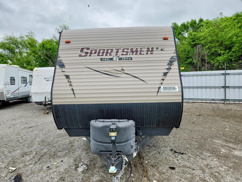 2019 Kz 332bhle sportsmen VIN 4EZTU3329K5053185 COPART salvage auction — VANDALISM, IL - SALVAGE CERTIFICATE, sold $4,400 on 2026-07-23 (photo 7)