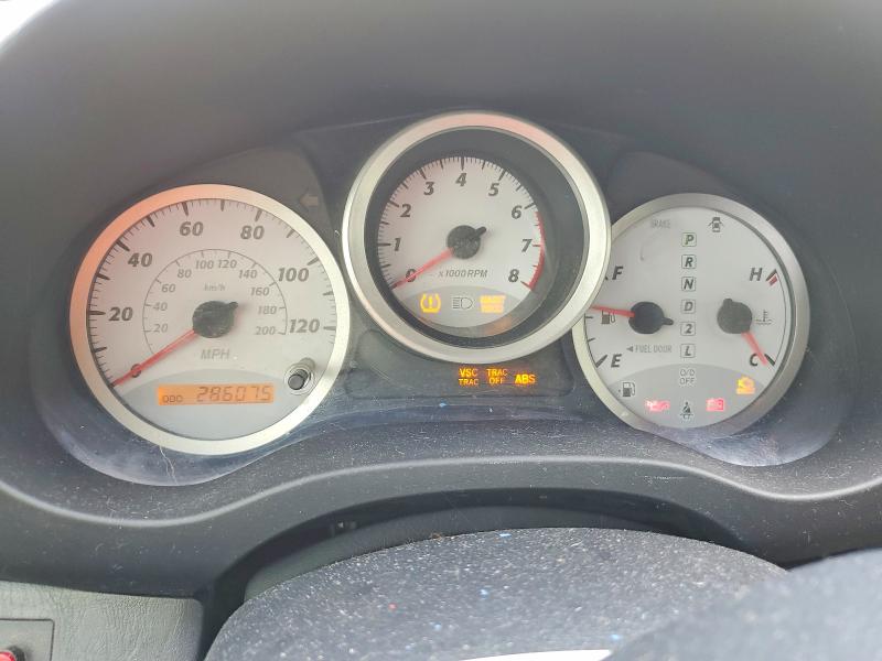 2004 Toyota Rav 4 VIN JTEGD20V940019738 COPART salvage auction — REAR END, Tx - Salvage Vehicle Title, sold $350 on 2026-07-31 (photo 9)