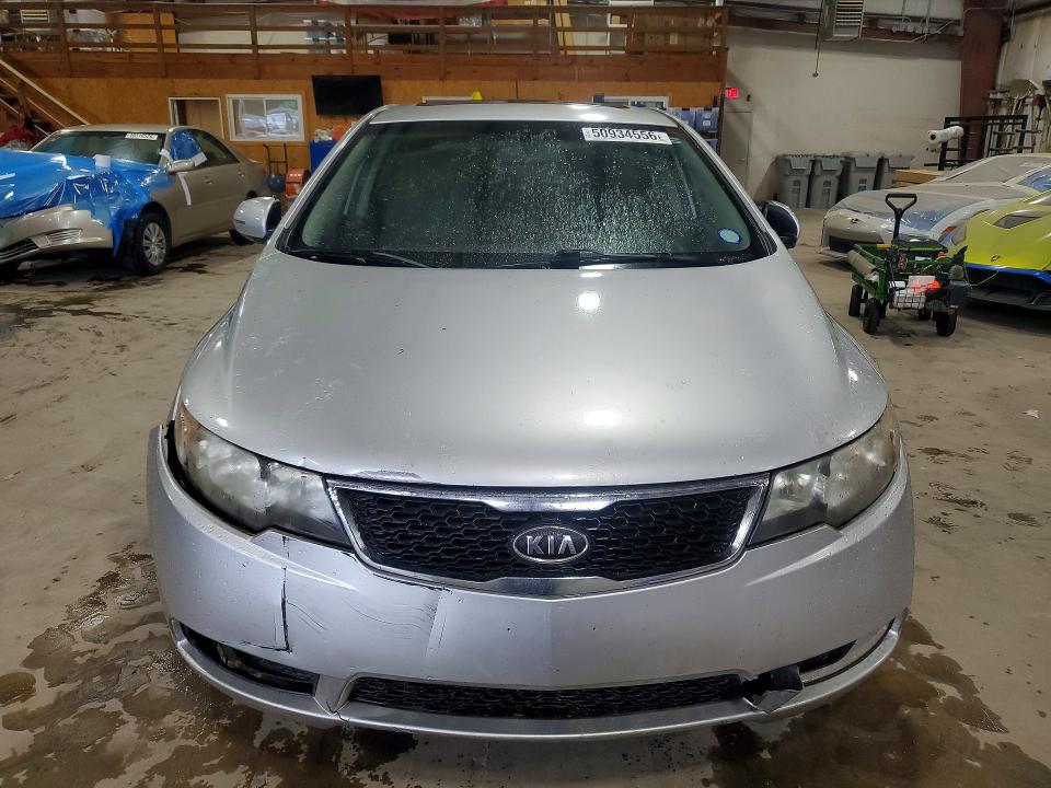 2013 Kia Forte VIN KNAFW5A31D5745652 COPART salvage auction — FRONT END, GA - CERT OF TITLE-SALVAGE, sold $975 on 2026-07-10 (photo 5)