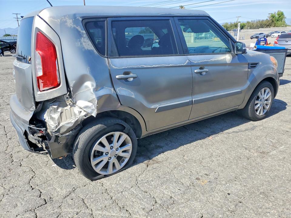 2013 Kia Soul VIN KNDJT2A61D7609928 COPART salvage auction — REAR END, Ca - Salvage Certificate, sold $1,100 on 2026-07-02 (photo 3)
