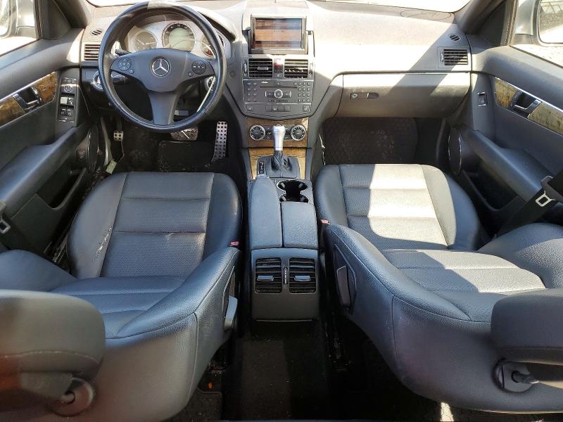 2008 Mercedes-benz C-klasse VIN WDDGF56X78F138938 COPART salvage auction — WATER/FLOOD, HI - CERTIFICATE OF SALVAGE, sold $450 on 2026-07-27 (photo 8)