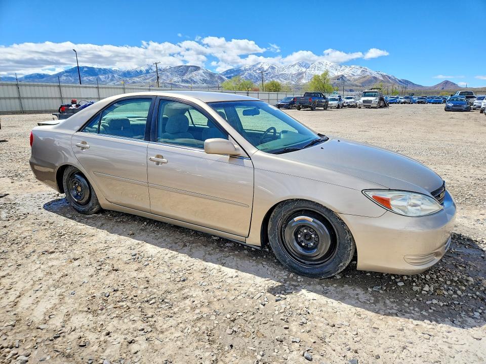 2002 Toyota Camry VIN 4T1BE32K32U514118 COPART salvage auction — REAR END, Ut - Salvage Certificate, sold $300 on 2026-07-02 (photo 4)