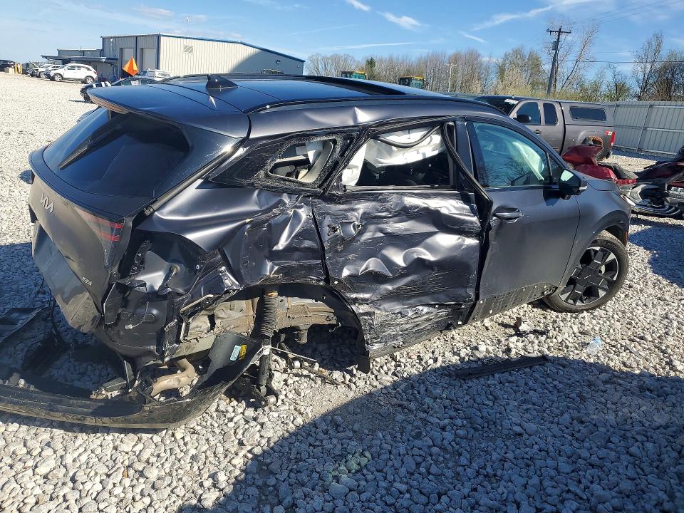 2026 Kia Sportage VIN 5XYK5CDF7TG332140 COPART salvage auction — REAR END, Mi - Scrap Certificate Of Title, sold $8,400 on 2026-07-02 (photo 3)