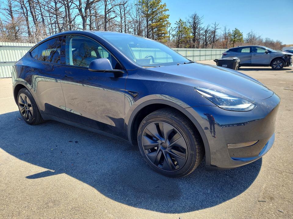 2024 Tesla Model y VIN 7SAYGDED6RF211836 COPART salvage auction — REAR END, Ny - Mv-907A Salvage Certificate, sold $12,300 on 2026-07-20 (photo 4)