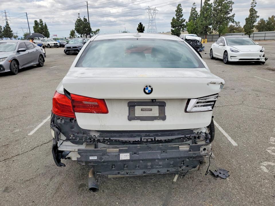 2019 BMW 5er VIN WBAJA5C5XKWW01080 COPART salvage auction — REAR END, Ca - Non-Repairable Vehicle Cert, sold $250 on 2026-07-30 (photo 6)