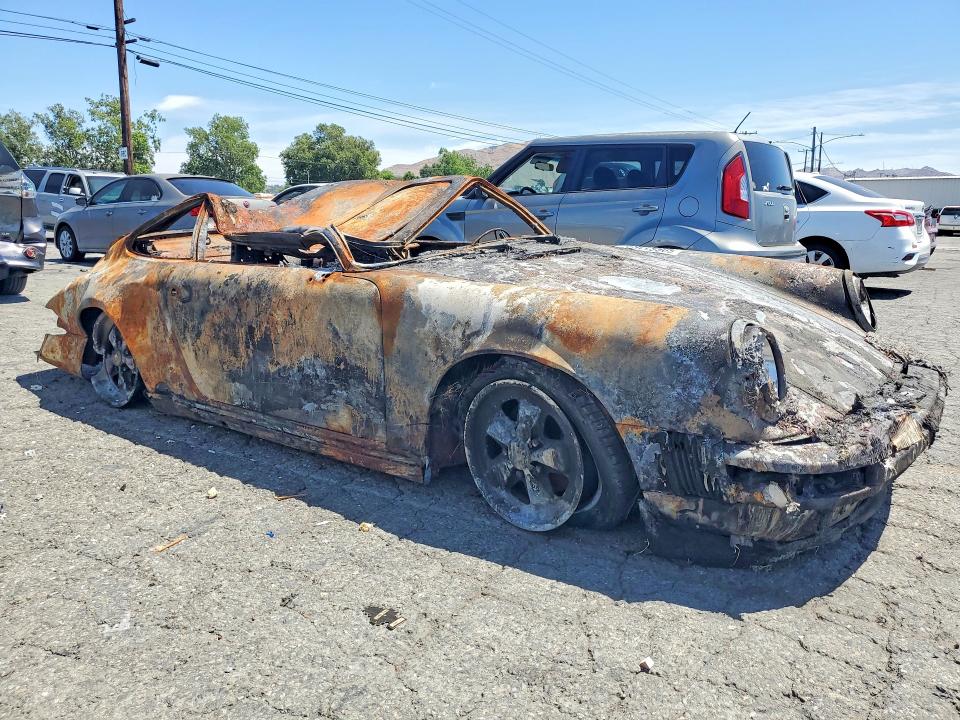 1988 Porsche 911 VIN WP0AB091XJS120209 COPART salvage auction — BURN, Ca - Non-Repairable Vehicle Cert, sold $3,700 on 2026-07-09 (photo 4)