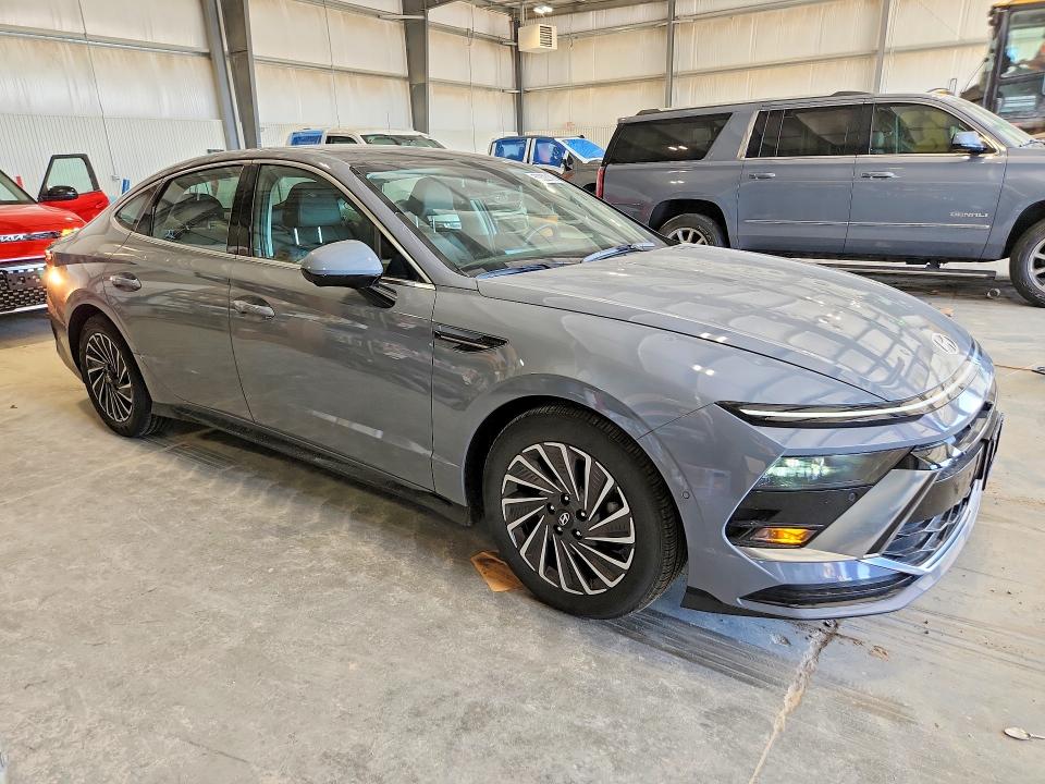2024 Hyundai Sonata VIN KMHL54JJ2RA102335 COPART salvage auction — HAIL, NE - CERT OF TITLE-SALVAGE, sold $4,350 on 2026-07-28 (photo 4)