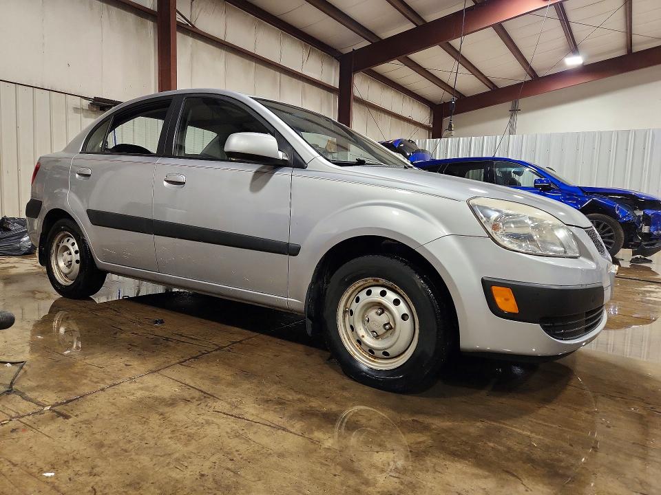 2009 Kia Rio VIN KNADE223396561189 COPART salvage auction — VANDALISM, PA - CERTIFICATE OF SALVAGE, sold $275 on 2026-07-10 (photo 4)