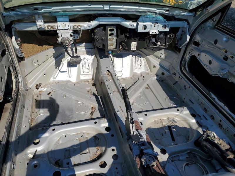 2004 Porsche Boxster VIN WP0CB29844U661704 COPART salvage auction — STRIPPED, Md - Parts Only-No Title Letter, sold $200 on 2026-07-31 (photo 8)
