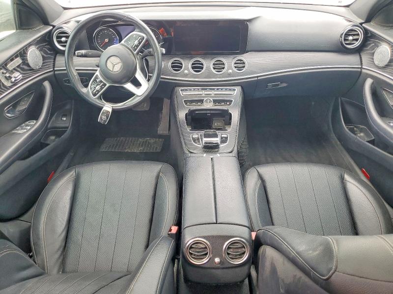2019 Mercedes-benz E-class VIN WDDZF4JB0KA533515 COPART salvage auction — WATER/FLOOD, Tx - Salvage Title-Flood Damage, sold $11,000 on 2026-07-30 (photo 8)