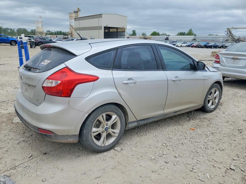 2012 Ford Focus VIN 1FAHP3K29CL449667 COPART salvage auction — FRONT END, Mo - Salvage Certificate Of Title, sold $425 on 2026-07-02 (photo 3)