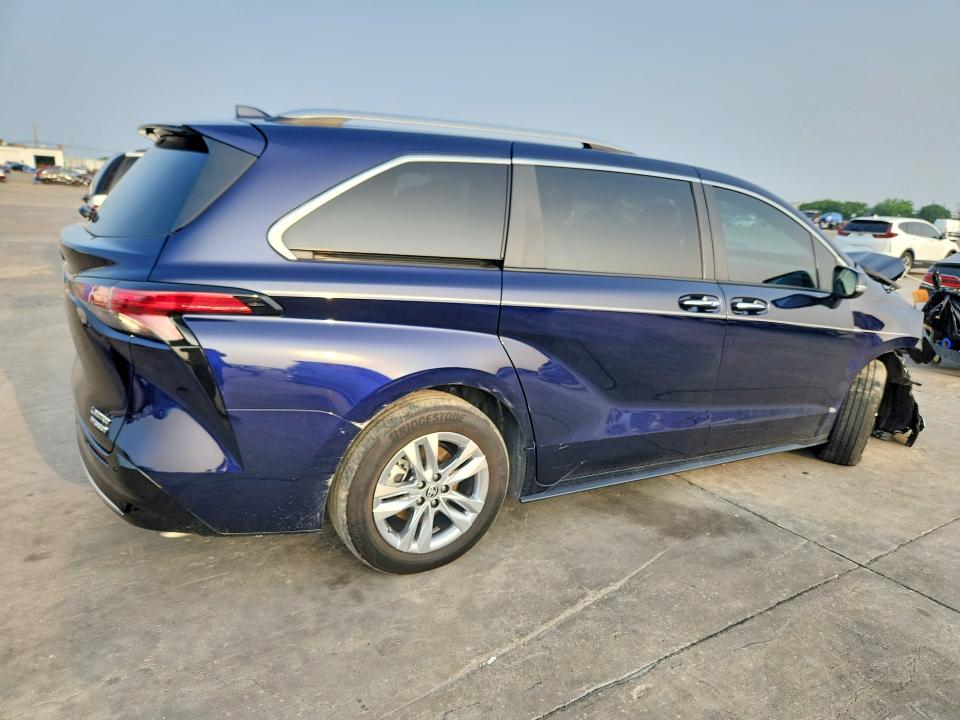 2023 Toyota Sienna VIN 5TDZRKEC7PS178913 COPART salvage auction — FRONT END, Tx - Certificate Of Title, sold $15,000 on 2026-07-09 (photo 3)