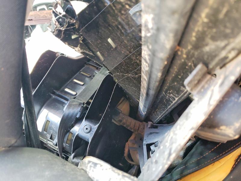 2018 Jaguar F-pace VIN SADCK2FX4JA272882 COPART salvage auction — ROLLOVER, Id - Salvage Certificate Of Title, sold $900 on 2026-07-14 (photo 8)