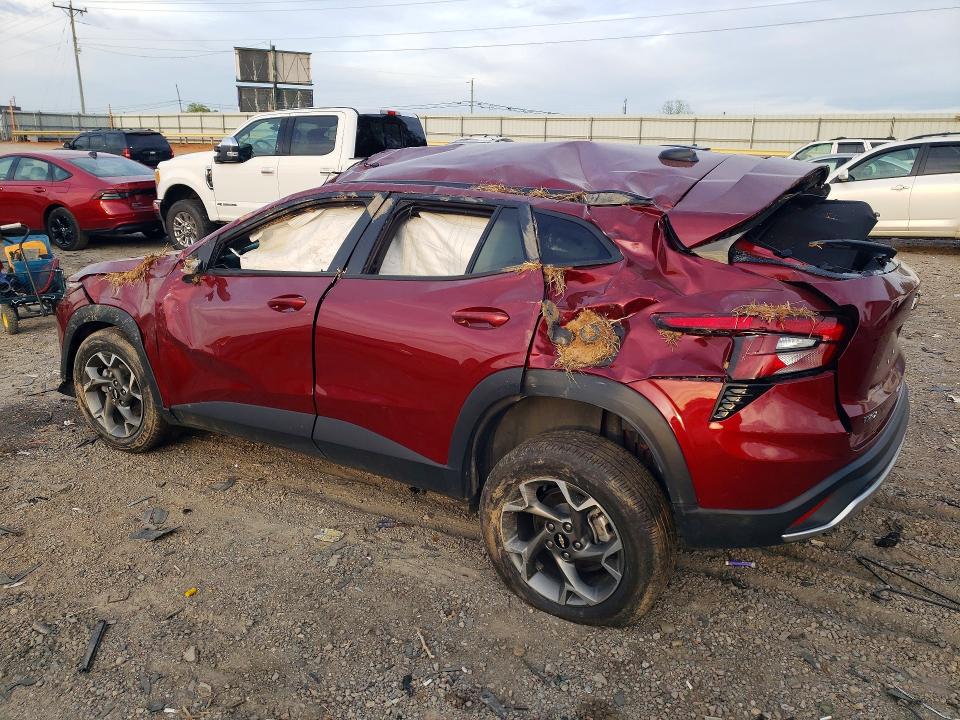 2025 Chevrolet Trax VIN KL77LHEP7SC148333 COPART salvage auction — ROLLOVER, Id - Cert Of Title-Junk, sold $2,050 on 2026-07-24 (photo 2)
