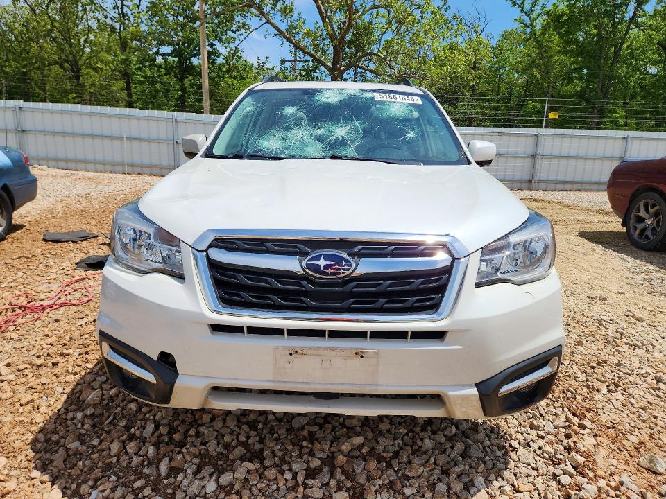 2018 Subaru Forester VIN JF2SJAGC3JH495214 COPART salvage auction — HAIL, Mo - Salvage Certificate Of Title, sold $4,550 on 2026-07-14 (photo 5)